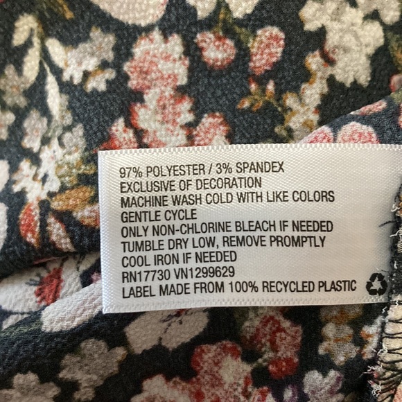 Knox Rose size M Blouse - Picture 6 of 6